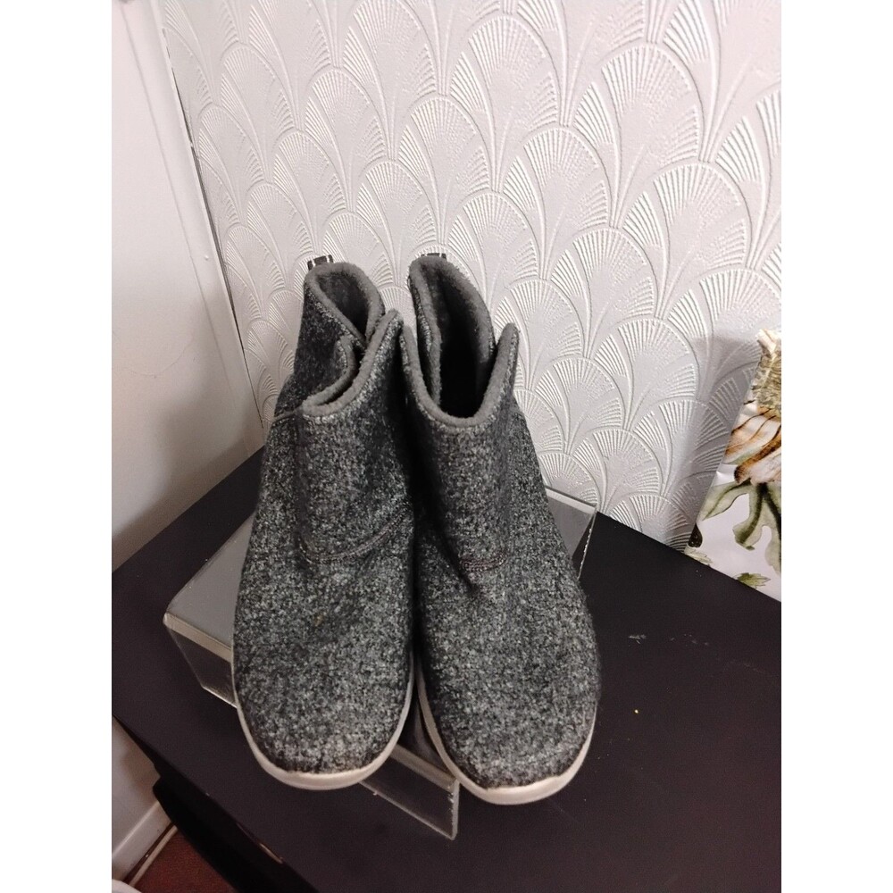 skechers  women wool ankle boots  Gray Size 11
